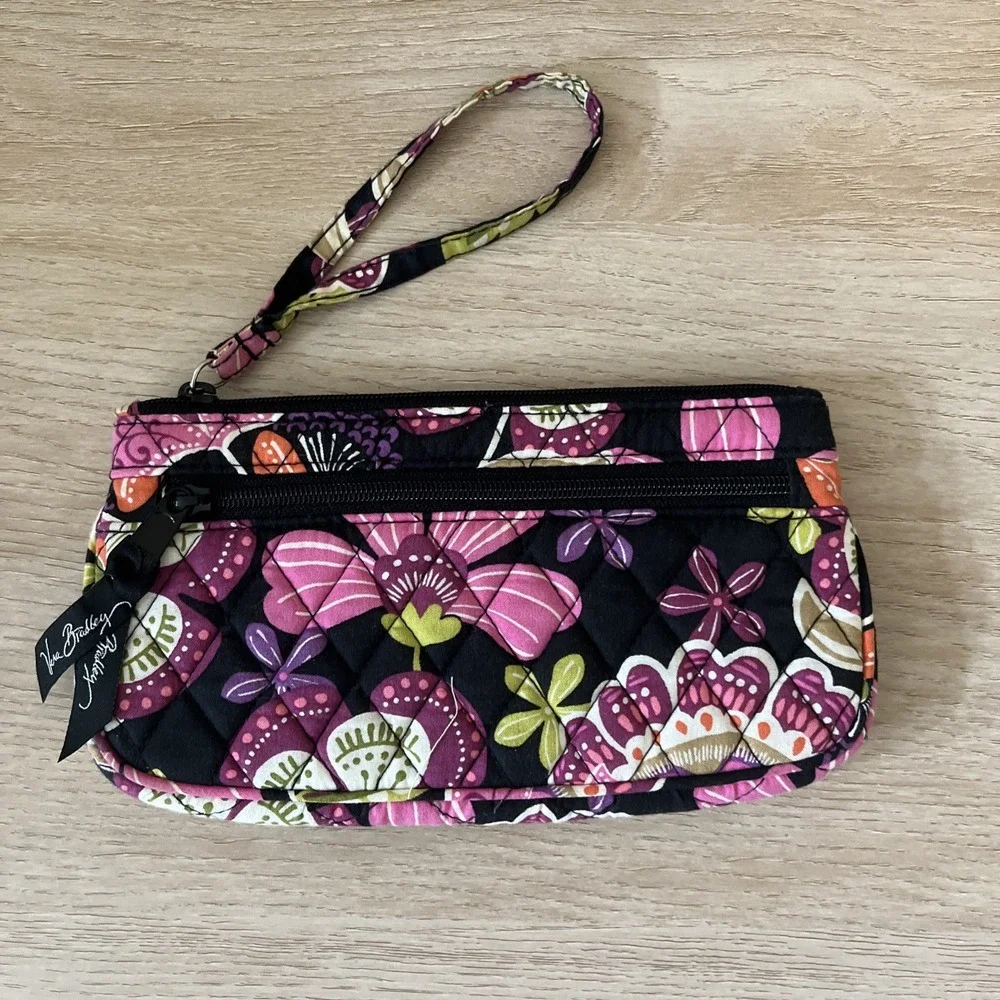 VERA BRADLEY Zip Wristlet Pirouette Pink & Black - Phone Size - Floral -‎ Travel